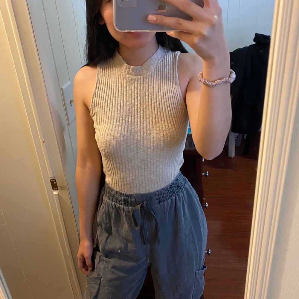 Ribbed turtleneck tank